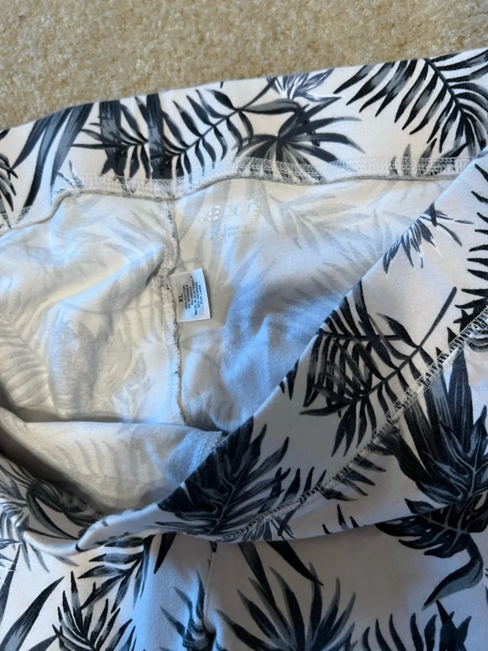 bcg Black and White Tropical Print Leggings - Picture 2 of 2